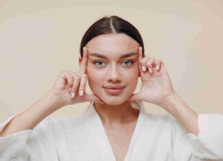 Exercices faciaux pour tonifier la peau