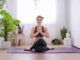 5 routines de yoga matinales pour une peau éclatante